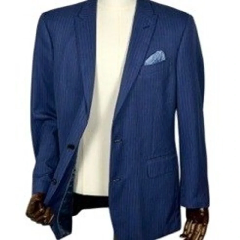 Beverly Hills Polo Club Mens‎ 42R, 36W Blue Pinstripe Suit Classic Business Wool